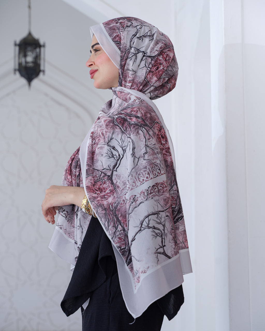 Farida Premium Chiffon Hijab | Botanical Art Print