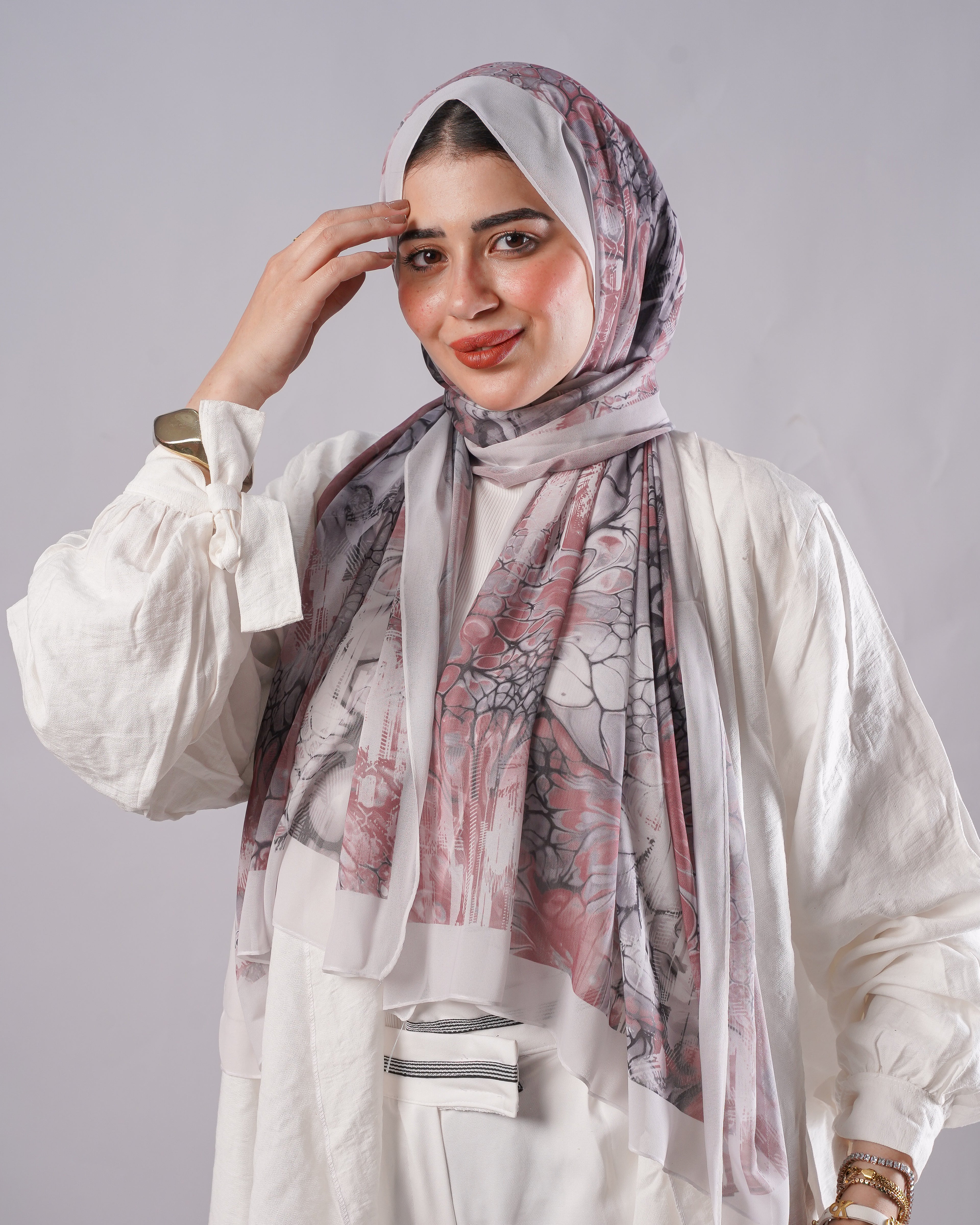 Farida premium Chiffon Hijab | Marble Floral Art Print