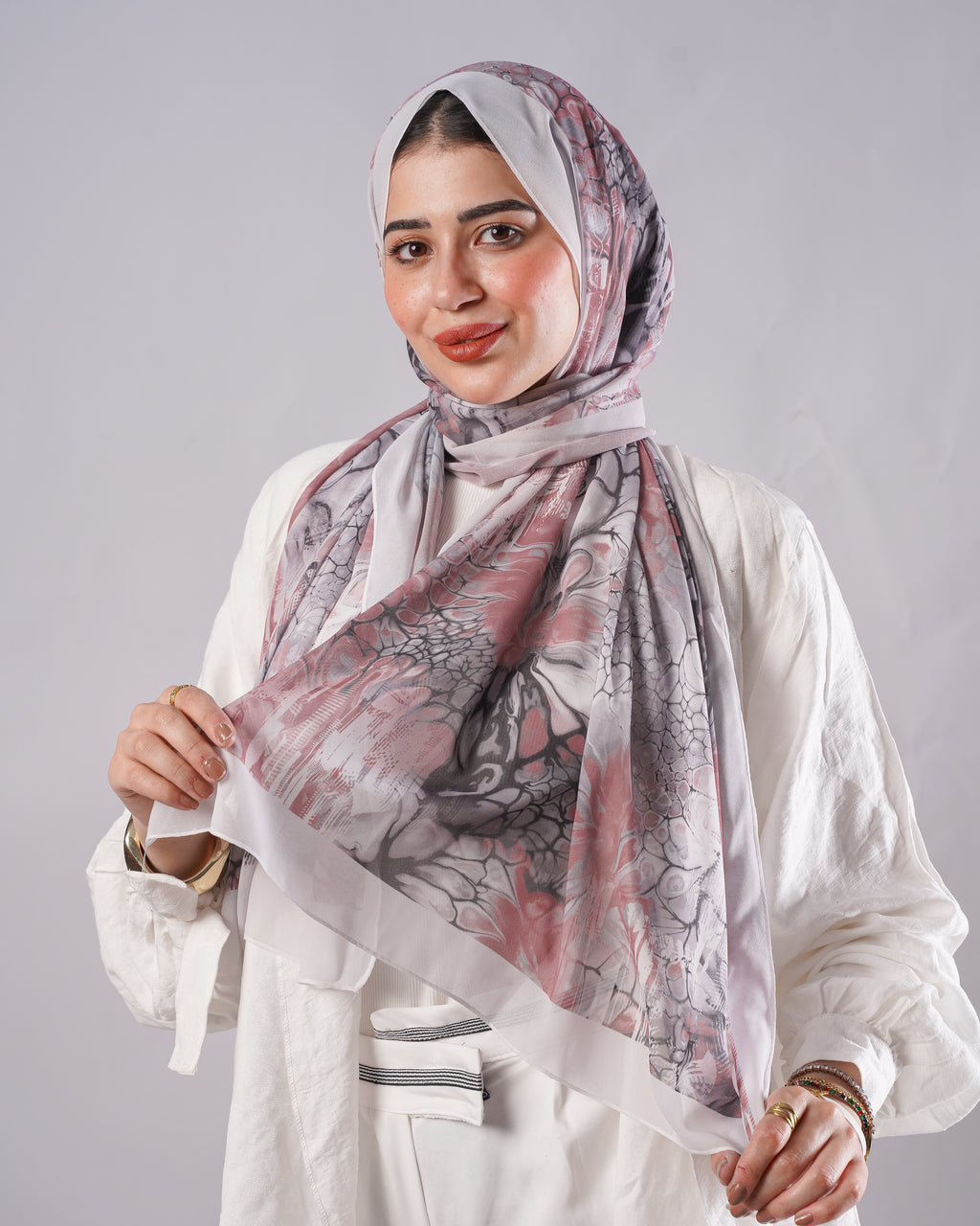 Farida premium Chiffon Hijab | Marble Floral Art Print