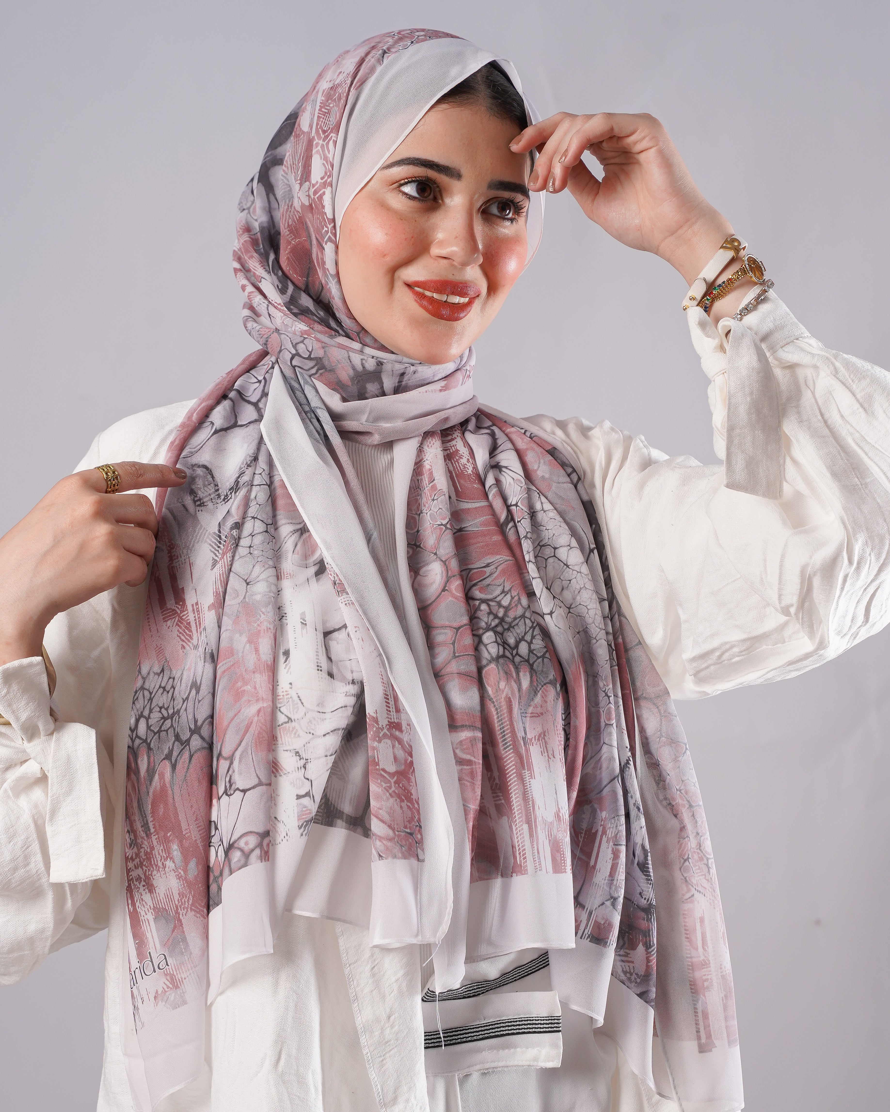 Farida premium Chiffon Hijab | Marble Floral Art Print