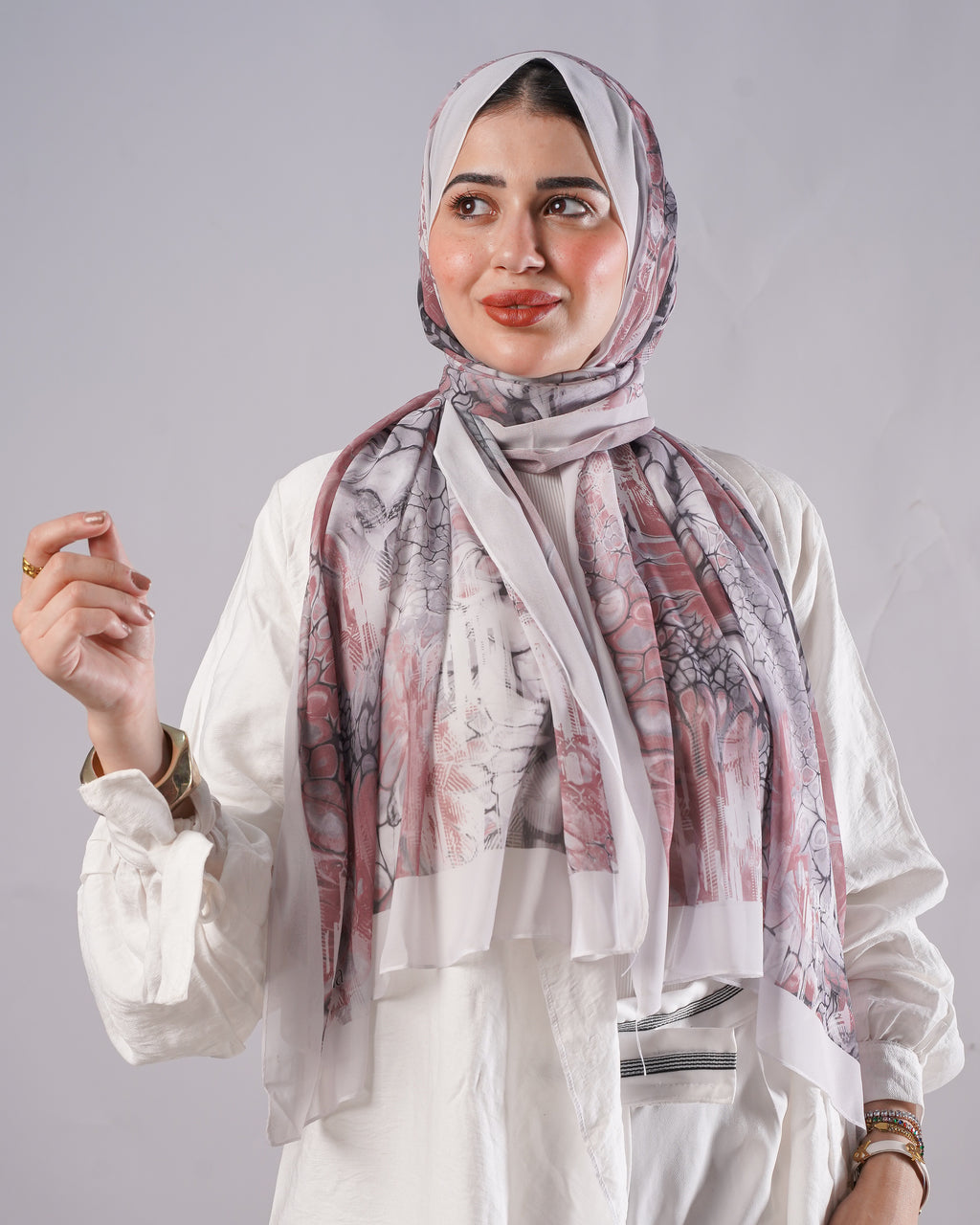 Farida premium Chiffon Hijab | Marble Floral Art Print